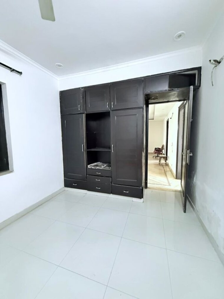 Room, sector 57 3 Bedroom 300 Sq.Yd. Builder Floor In Sector 57 Gurgaon 10462948