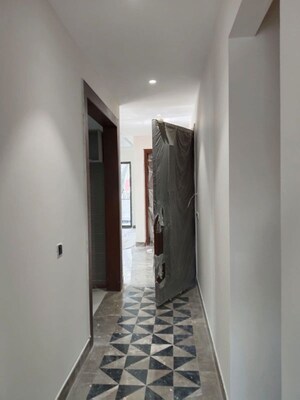 Building Lobby in 4 BHK Builder Floor at Safdarjung Development Area – for Rent
