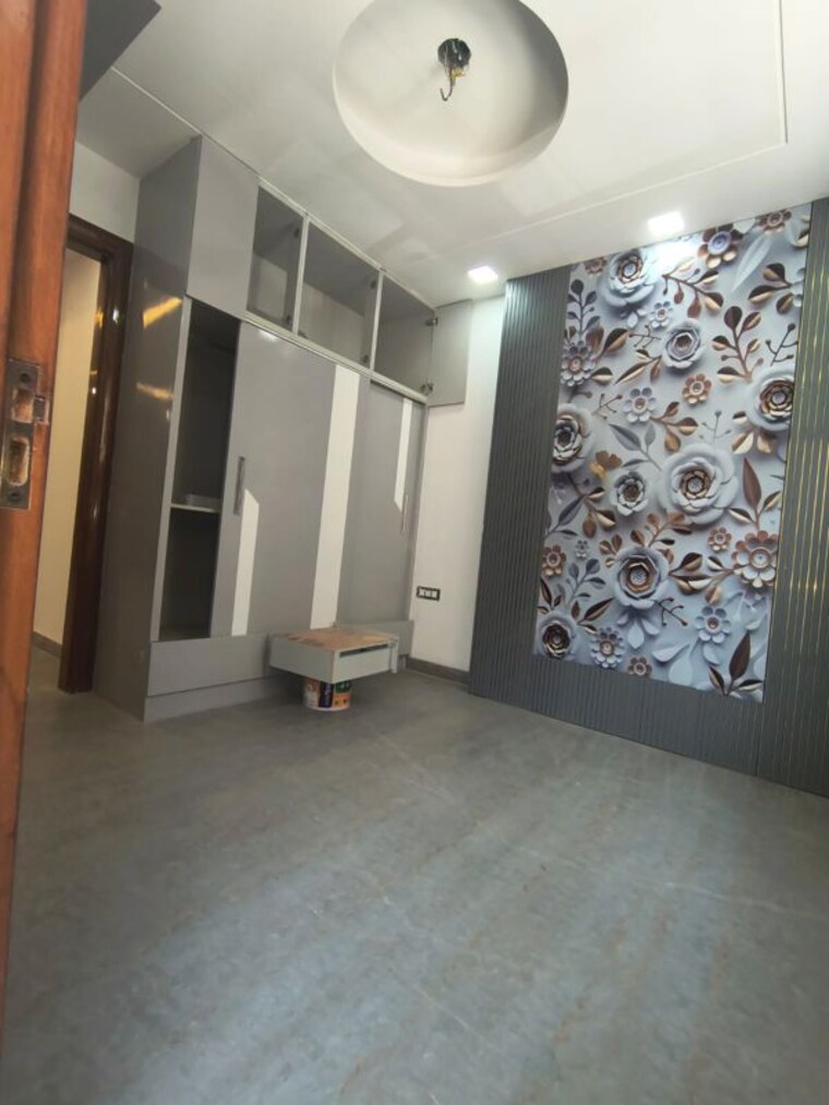 Room, rohini sector 25 3 Bedroom 870 Sq.Ft. Builder Floor In Rohini Sector 25 Delhi 10462965