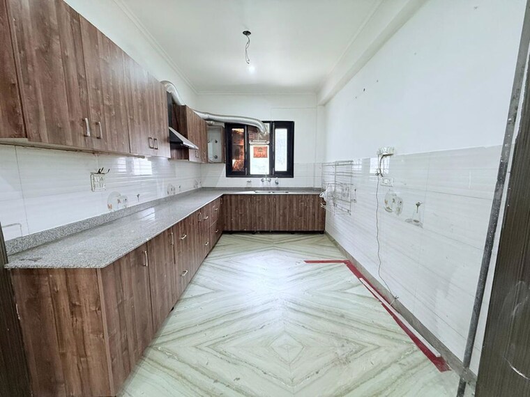 Kitchen, sector 56 3 Bedroom 200 Sq.Yd. Builder Floor In Sector 56 Gurgaon 10462988