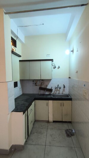 Kitchen in 1 BHK Builder Floor at Divya Kunj, Niti Khand – for Rent