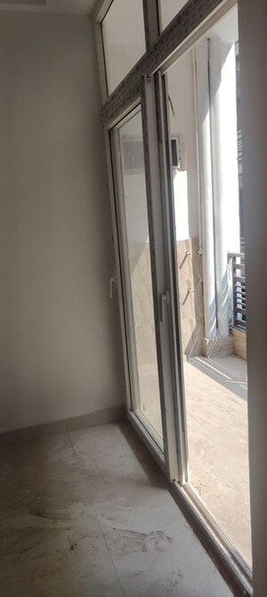  4 BHK Apartment at Prateek Edifice, Sector 107 – for Sale