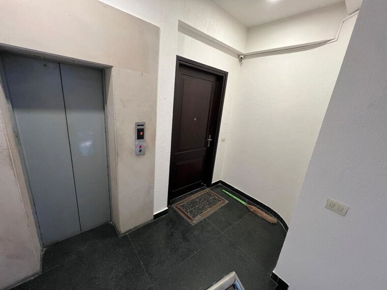 undefined, panchsheel enclave 4 Bedroom 467 Sq.Yd. Builder Floor In Panchsheel Enclave Delhi 10463010
