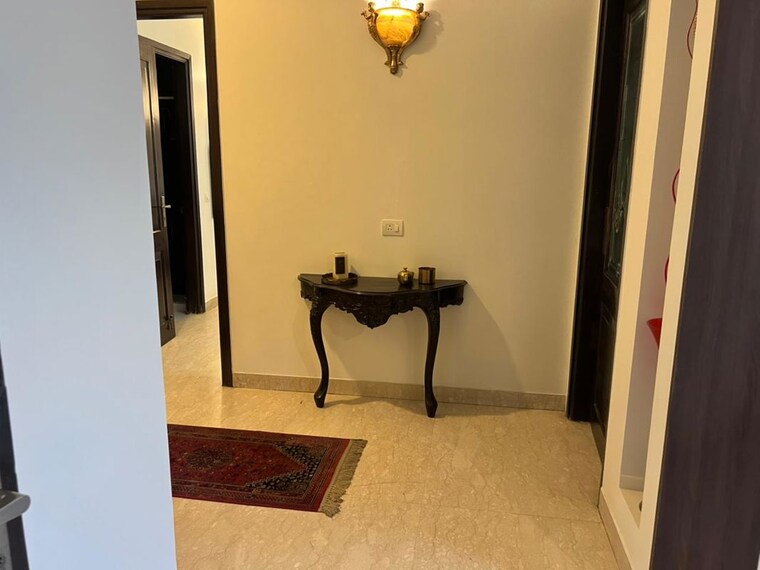 Room, panchsheel enclave 4 Bedroom 467 Sq.Yd. Builder Floor In Panchsheel Enclave Delhi 10463010