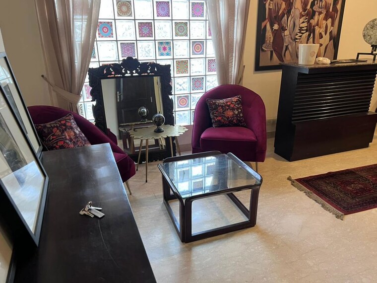Living Room, panchsheel enclave 4 Bedroom 467 Sq.Yd. Builder Floor In Panchsheel Enclave Delhi 10463010