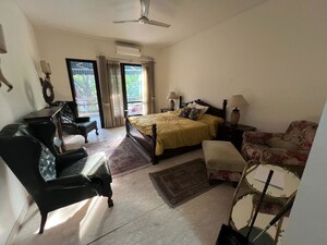 Living Room in 4 BHK Builder Floor at Panchsheel Enclave – for Rent