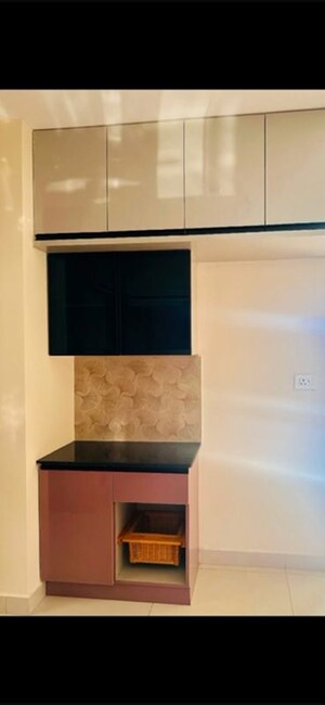Furnished Amenities in 3 BHK Apartment at ASBL Spire, Kokapet – for Rent