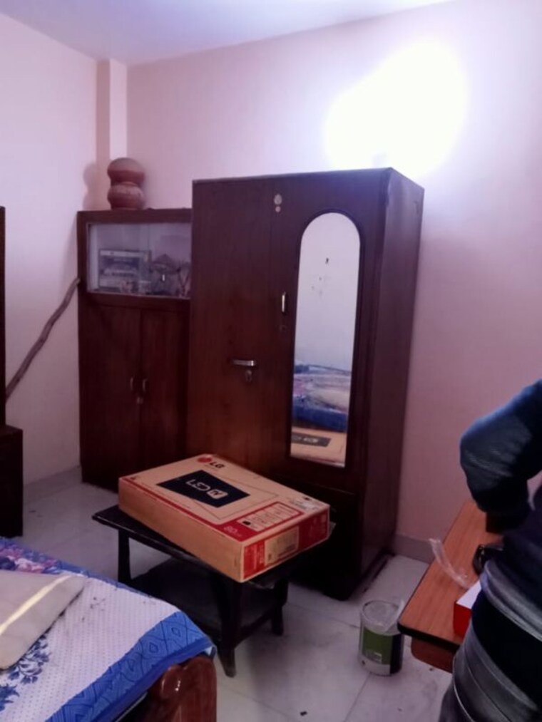 Room, rwa-apartments-sector-15 Studio 80 Sq.Mt. Apartment In Sector 15 Noida 10424963