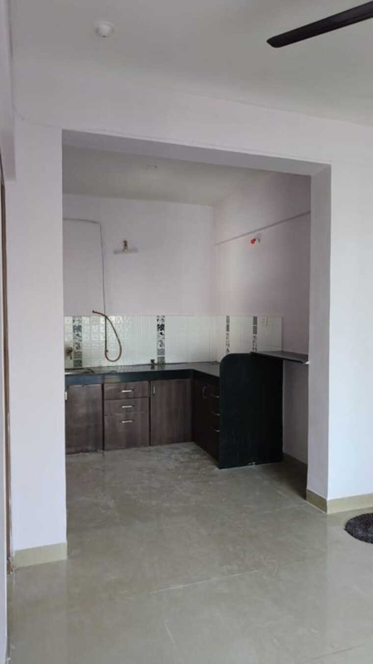 Kitchen, manav-silver-skyscapes 2 Bedroom 1150 Sq.Ft. Apartment In Wakad Pune 10463092