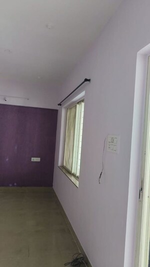Room in 2 BHK Apartment at Manav Silver Skyscapes, Wakad – for Rent