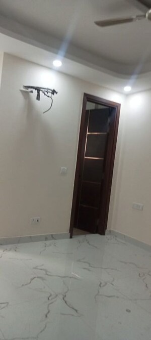 Room in 2 BHK Builder Floor at Malviya Nagar – for Sale