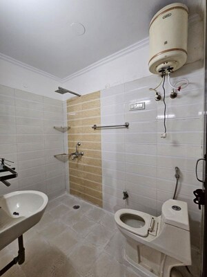 Bathroom in 2 BHK Builder Floor at Saket – for Rent