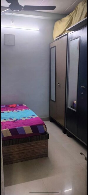 1 BHK Apartment For Rent in Mahada Building, Malad West