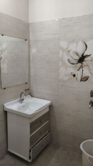Bathroom in 2 BHK Builder Floor at Ludhiana City Centre – for Rent