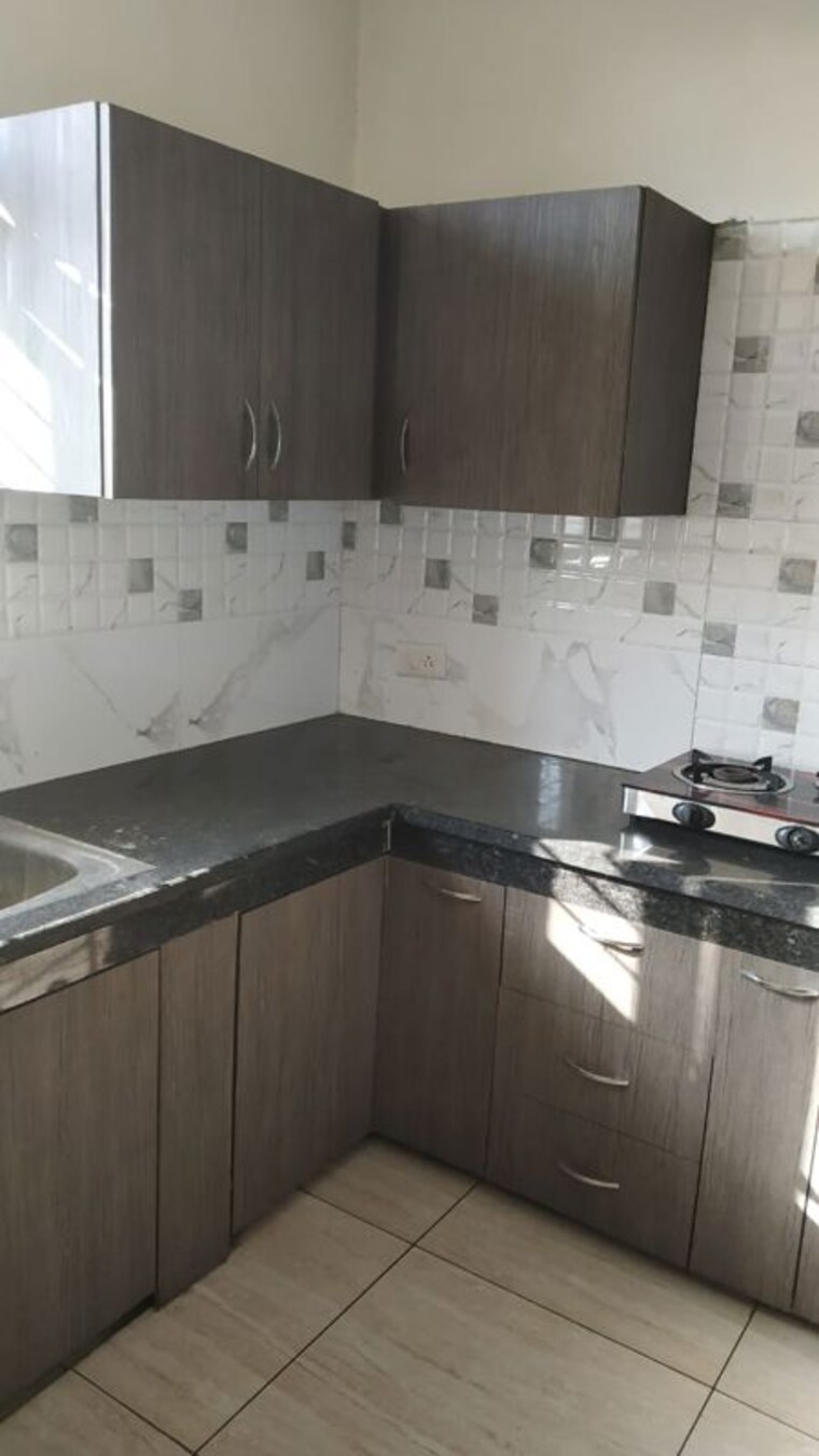 Kitchen, ludhiana city centre 2 Bedroom 120 Sq.Yd. Builder Floor In Ludhiana City Centre Ludhiana 10463115