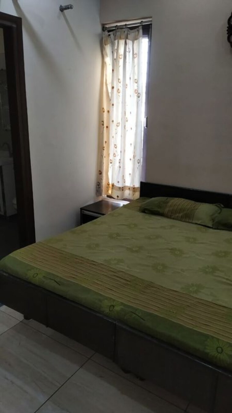 Bedroom, ludhiana city centre 2 Bedroom 120 Sq.Yd. Builder Floor In Ludhiana City Centre Ludhiana 10463115