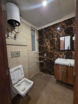 Bathroom in 3 BHK Builder Floor at Sector 57 – for Rent