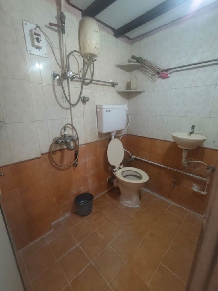 Bathroom, rutu-enclave 1 Bedroom 470 Sq.Ft. Apartment In Kasarvadavali Thane 10463222