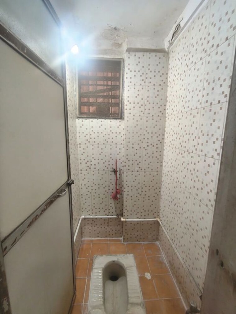 Bathroom, rutu-enclave 1 Bedroom 470 Sq.Ft. Apartment In Kasarvadavali Thane 10463222