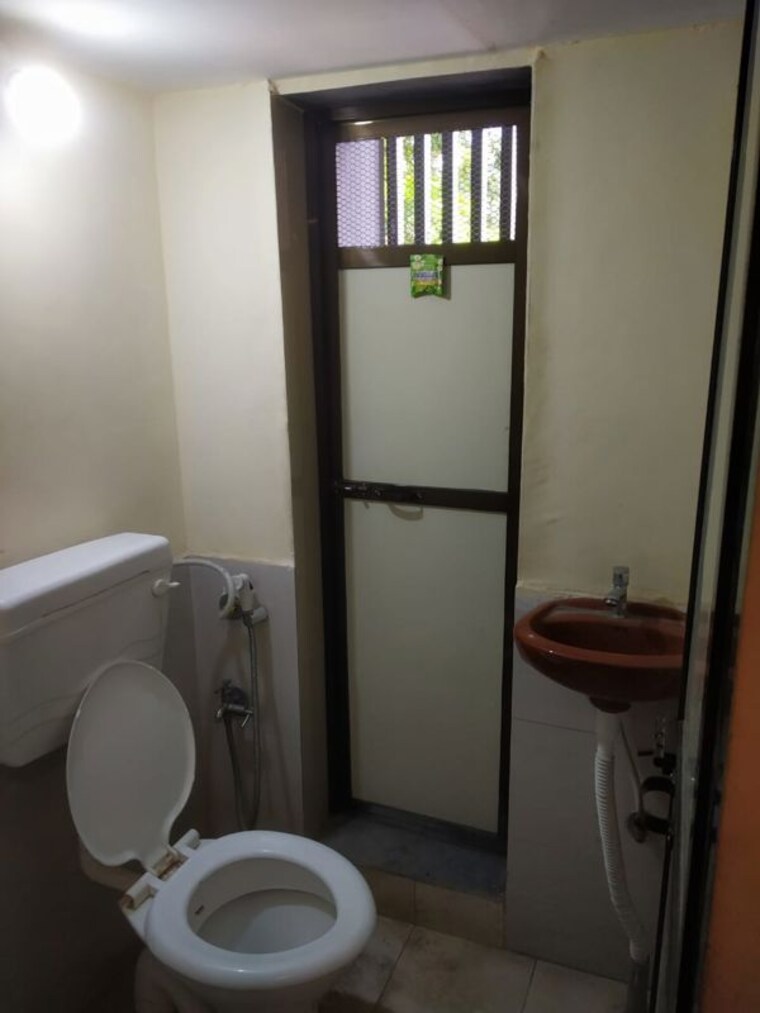 Bathroom, squarefeet-centura-square Commercial Office Space 371 Sq.Ft. In Wagle Industrial Estate Thane 10463238