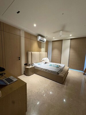 Bedroom in 4 BHK Builder Floor at Unitech South City II, Sector 50 – for Sale