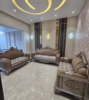 Living Room in 2.5 BHK Builder Floor at Miller Ganj – for Sale