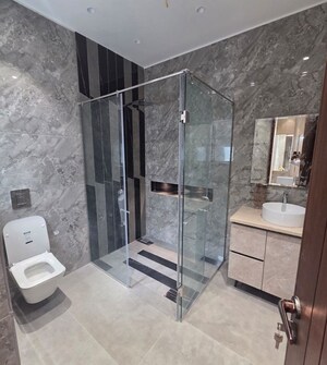 Bathroom in 2.5 BHK Builder Floor at Miller Ganj – for Sale
