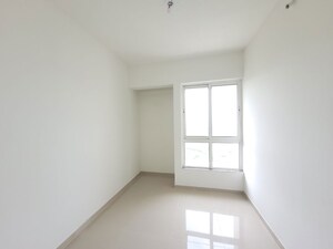 Room in 2 BHK Apartment at Puranik City Reserva, Ghodbunder Road – for Rent