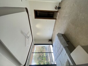 Furnished Amenities in 3 BHK Apartment at BPTP Floors, Sector 70 – for Rent