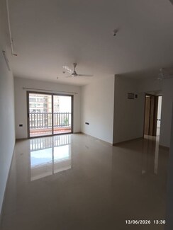 2 BHK Apartment For Rent in Choice QUE 914