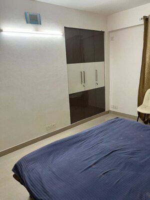 Room in 3 BHK Apartment at Ramprastha City The View, Sector 37d – for Rent