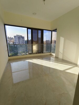 Room in 2 BHK Apartment at IM Applaud 38, Goregaon East – for Rent