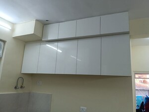 Furnished Amenities in 2 BHK Apartment at Shree Vardhman Mantra, Sector 67 – for Rent