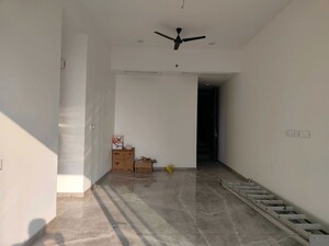 Room in 2 BHK Apartment at Prestige Jasdan Classic, Mahalaxmi – for Rent