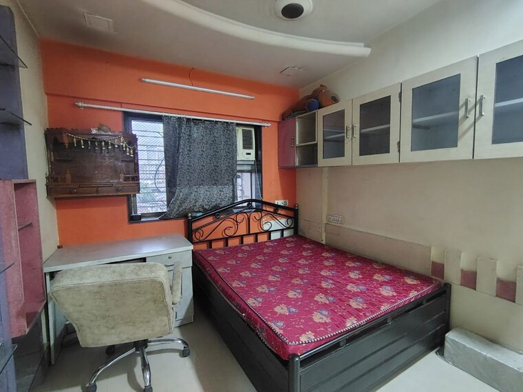 Bedroom, malad east Pg For Boys & Girls In Malad East 10463484