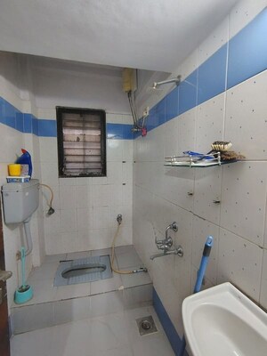 Bathroom in  Pg at Malad East – for Rent