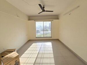 Bedroom in 2.5 BHK Apartment at Kharadi – for Rent