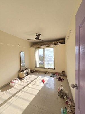 Attached Bathroom in 2.5 BHK Apartment at Kharadi – for Rent