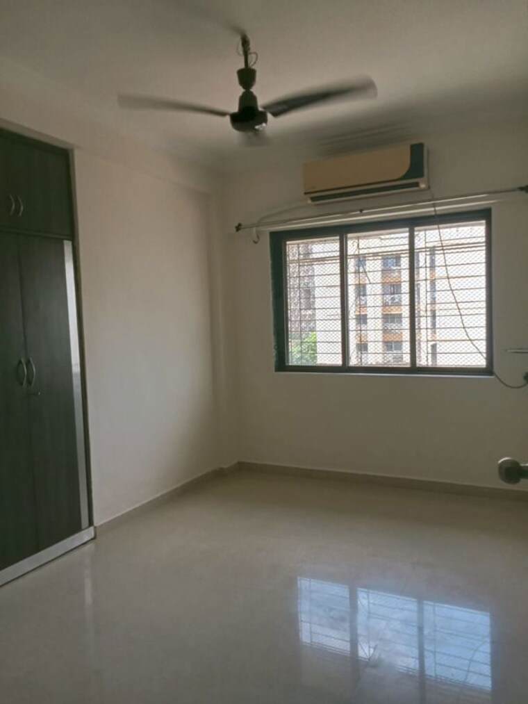 Room, sai-baba-vihar-complex 2 Bedroom 700 Sq.Ft. Apartment In Ghodbunder Road Thane 10463502