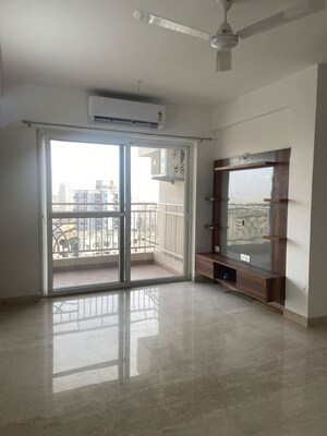 Room in 3 BHK Apartment at The Center Court, Sector 88a – for Rent