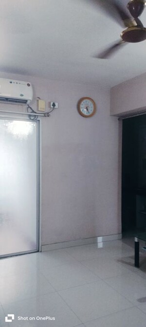 Room in 1 BHK Apartment at Akshay Orion, Tingre Nagar – for Rent