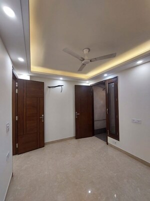 Master Bedroom in 2 BHK Builder Floor at Kalkaji – for Rent