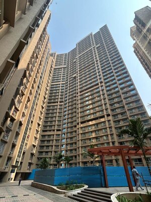 2 BHK Apartment For Sale in Gurukrupa Marina Enclave, Malad West
