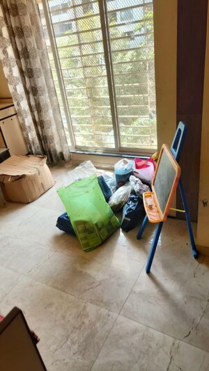 Parking in Studio Apartment at Shelton Apartment, Santacruz East – for Rent
