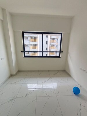 Furnished Amenities in 2 BHK Apartment at Mahindra Nestalgia, Pimpri – for Rent