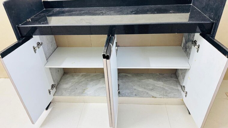 undefined, goregaon-sukhniwas-chs 1 Bedroom 410 Sq.Ft. Apartment In Goregaon West Mumbai 10463551