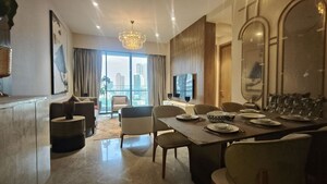 Team Area in 3 BHK Apartment at Mahalaxmi Racecourse – for Rent