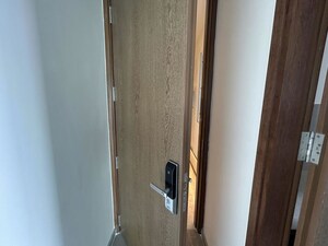 Building Lobby in 3 BHK Apartment at Mahalaxmi Racecourse – for Rent