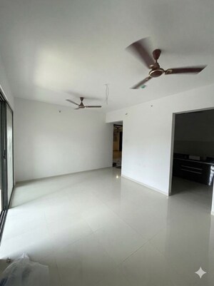 2 BHK Apartment For Rent in Manav La Centra, Tathawade