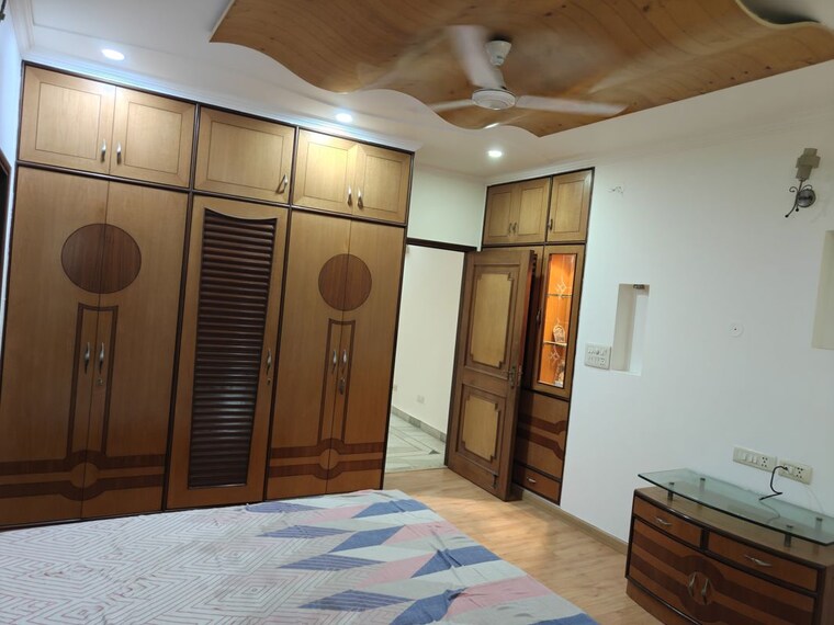 Bedroom, model town 4 Bedroom 2750 Sq.Ft. Builder Floor In Model Town Delhi 10462947